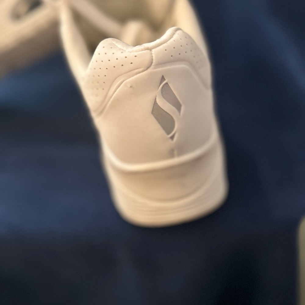 Skechers-Uno Air - Picture 3 of 4